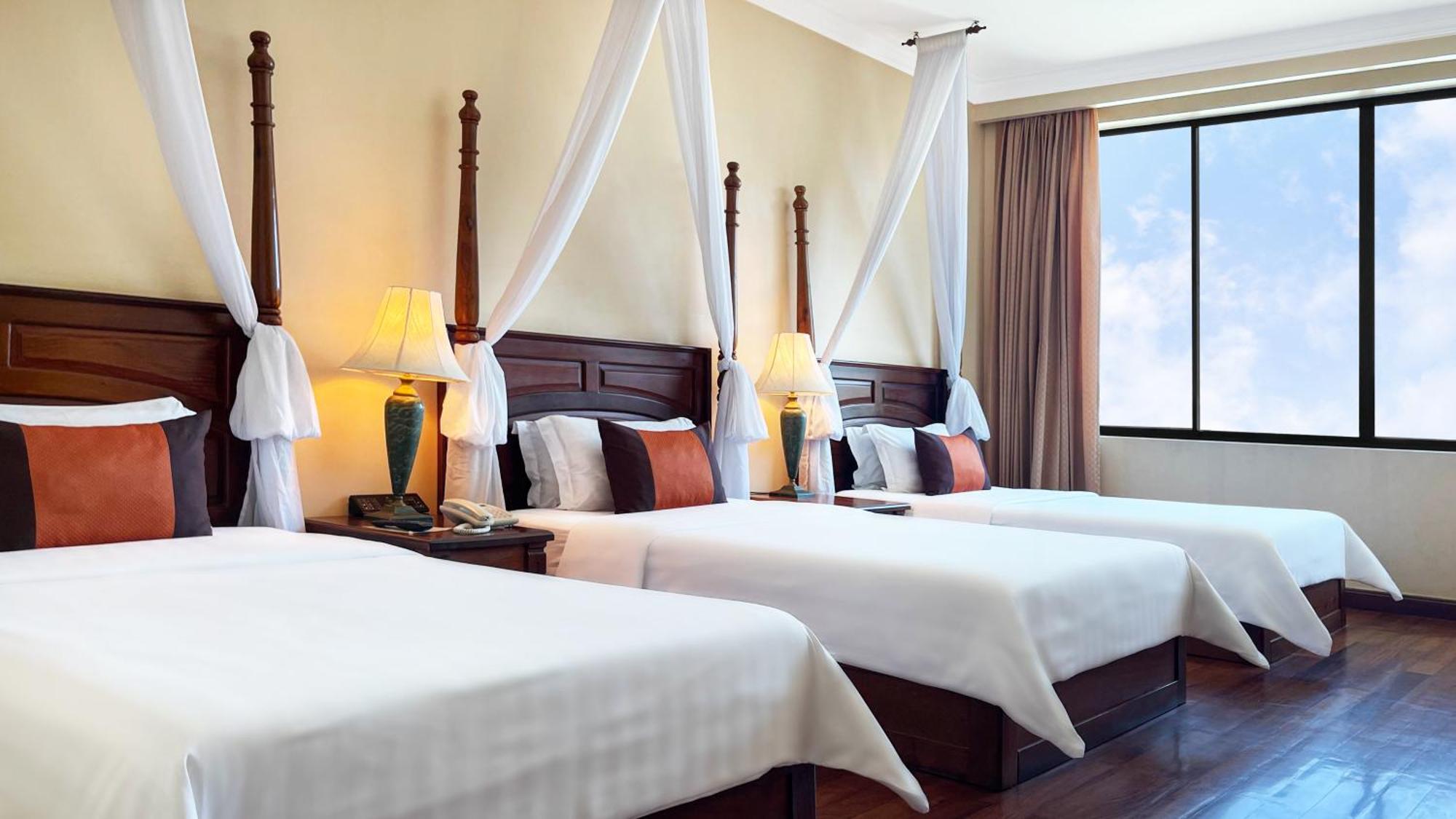 Pacific Hotel & Spa Siem Reap Exterior foto